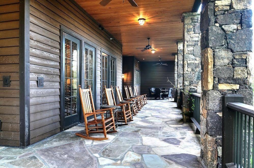 Bright'S Creek Lodge Columbus Exterior photo