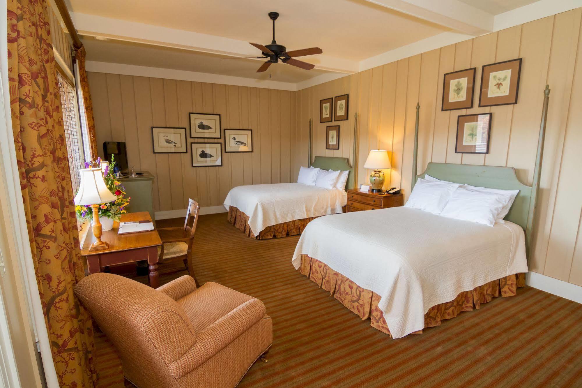 Bright'S Creek Lodge Columbus Exterior photo